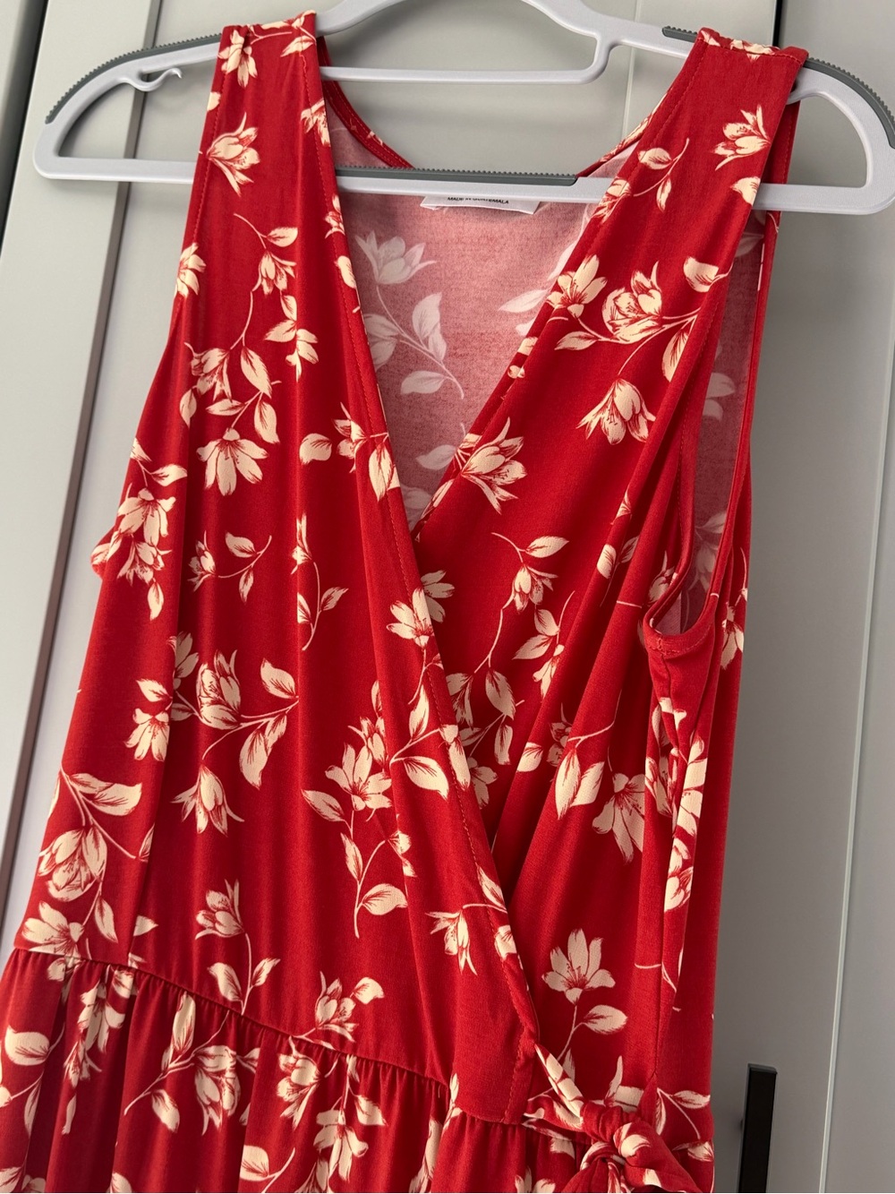 Kaileigh Red Floral Sleeveless Jumpsuit - Picture 2 of 4
